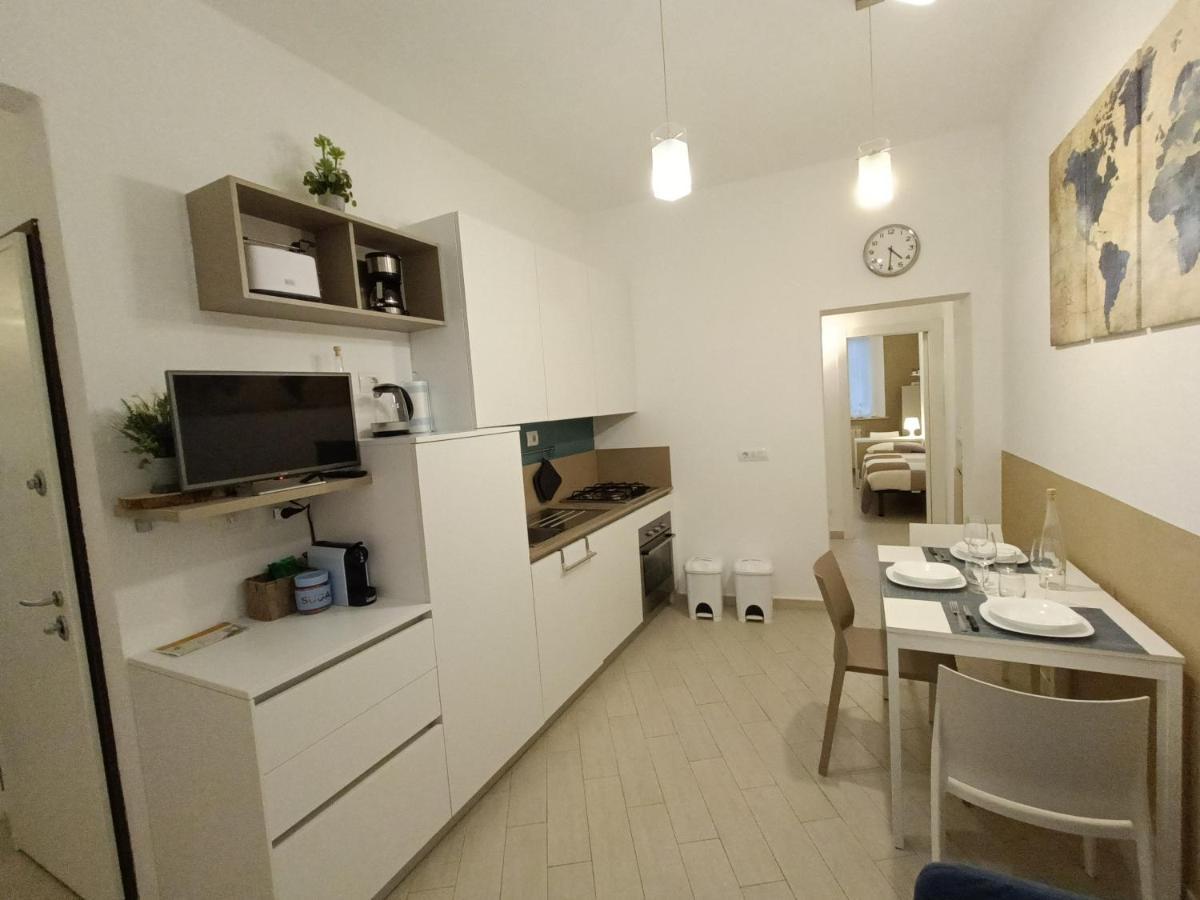 Firsthouse - Nel Centro Storico Con Parcheggio Gratuito Daire Siena Dış mekan fotoğraf